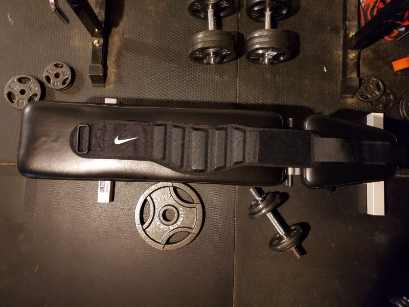 Nike structured training belt design image